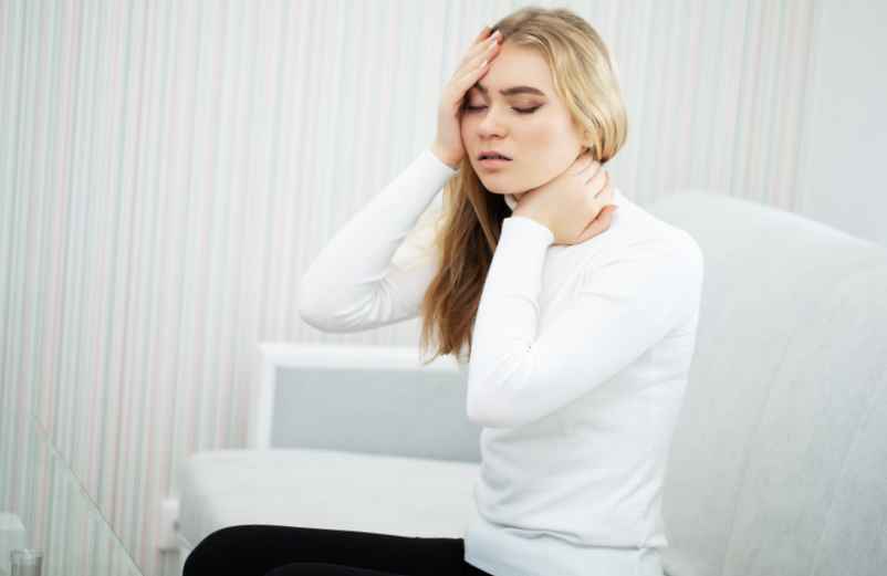 Douleur cervicale qui remonte dans la tête et les yeux : que faire ?-Bio et Nutrition